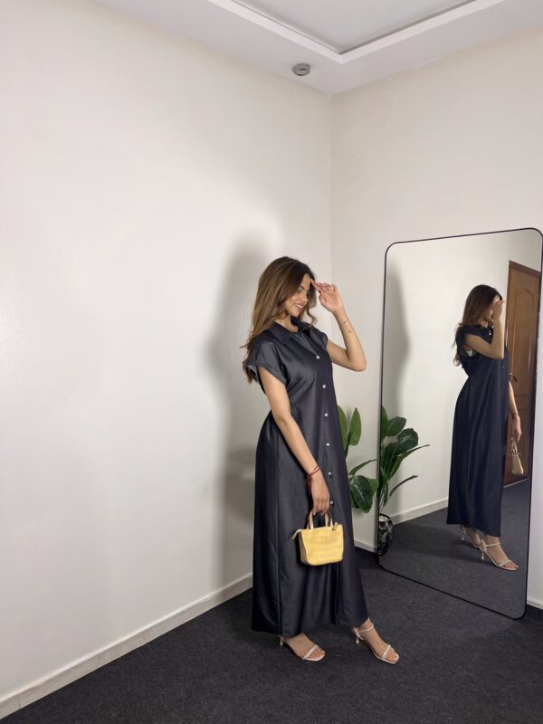 Robe Longue Élégante – Image 3